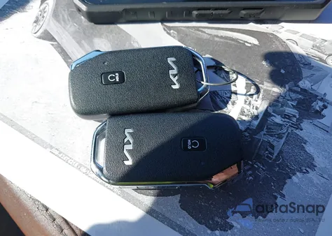 2024 Kia Sportage X-Line из США, поврежденный, VIN 5XYK6CDF8RG150744